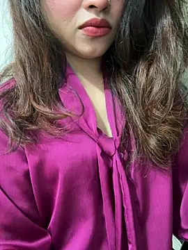 riya sharma11 online show from April 28, 2026, 2:49 am