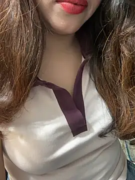 riya sharma11 online show from April 30, 2026, 9:30 pm