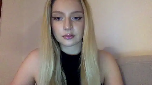 MayaWetDream online show from February 27, 2026, 5:02 pm