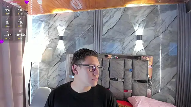 Manson and Zoe online show from April 30, 2026, 11:49 am