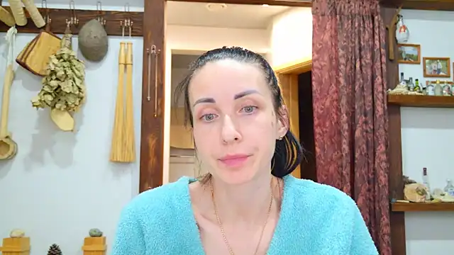 Poorlamb911 online show from May 3, 2026, 9:43 pm