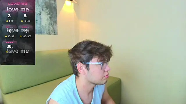 Snapshot of PAULO_PARKER chatting on February 7, 2026, 3:43 am PAULO PARKER online show from February 7, 2026, 3:43 am