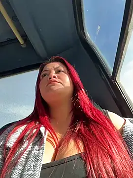 Lia-Moon77 online show from April 30, 2026, 8:57 pm