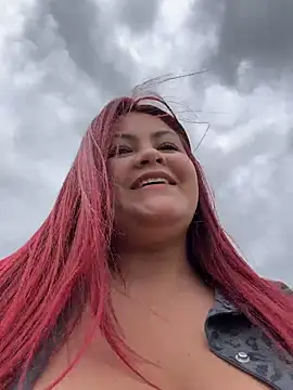 Lia-Moon77 online show from July 8, 2026, 4:55 pm
