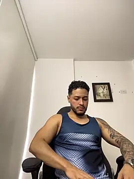 MattiaDupont online show from March 17, 2026, 10:24 pm