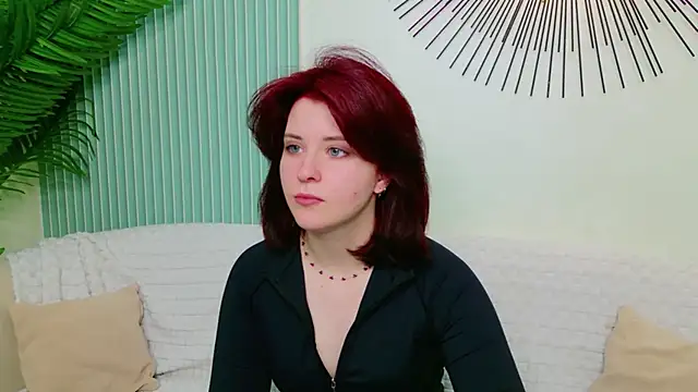 Snapshot of Milana_Bold chatting on June 26, 2026, 8:35 pm Milana Bold online show from June 26, 2026, 8:35 pm