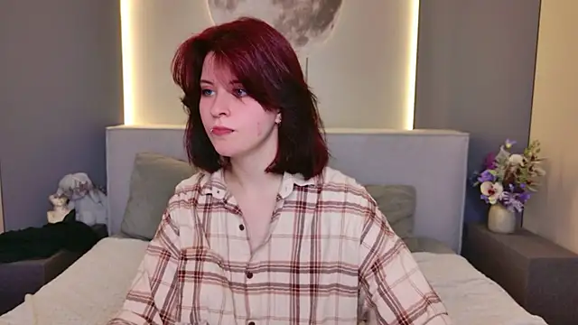 Snapshot of Milana_Bold chatting on June 29, 2026, 8:31 pm Milana Bold online show from June 29, 2026, 8:31 pm