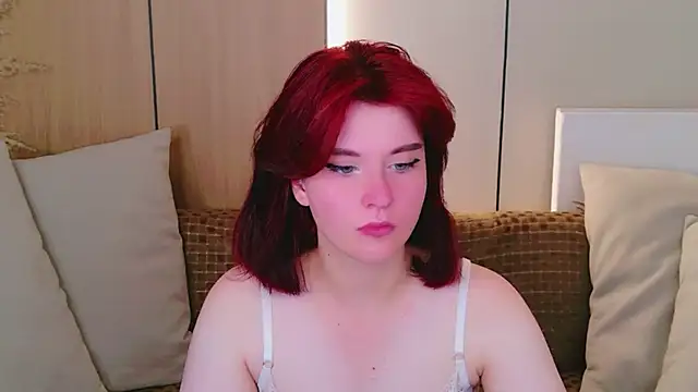 Snapshot of Milana_Bold chatting on July 13, 2026, 8:33 pm Milana Bold online show from July 13, 2026, 8:33 pm