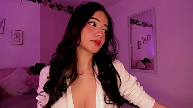 Snapshot of Mila_jenner chatting on March 27, 2026, 12:16 pm Mila jenner online show from March 27, 2026, 12:16 pm