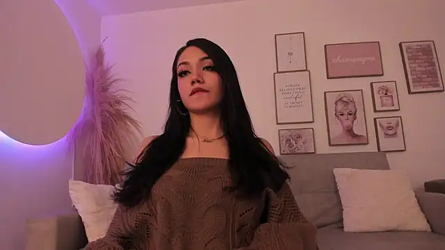 Snapshot of Mila_jenner chatting on April 10, 2026, 10:03 pm Mila jenner online show from April 10, 2026, 10:03 pm