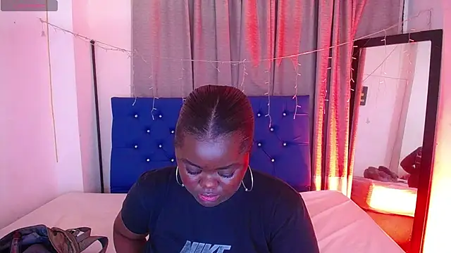 Snapshot of neighbor-ebony chatting on July 11, 2026, 3:31 am neighbor-ebony online show from July 11, 2026, 3:31 am
