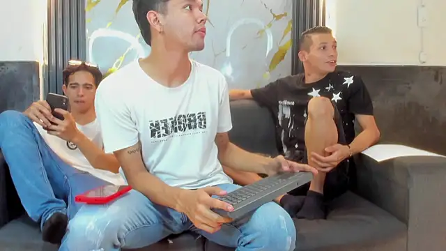 Wonka 1 online show from February 10, 2026, 4:05 am