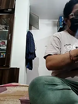 GangbangCouple online show from February 21, 2026, 4:57 am