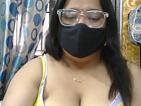 GangbangCouple online show from April 14, 2026, 9:26 am