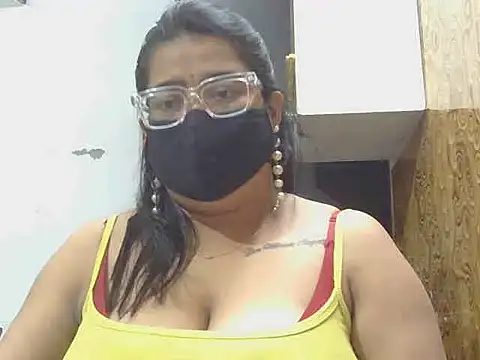 Snapshot of GangbangCouple chatting on June 18, 2026, 4:55 pm GangbangCouple online show from June 18, 2026, 4:55 pm