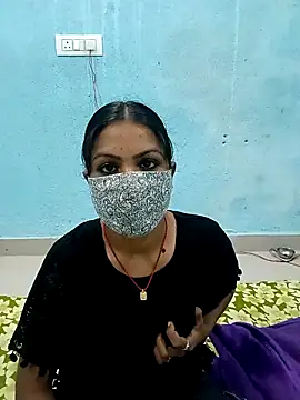 hotcoolcool2 online show from March 16, 2026, 5:02 am