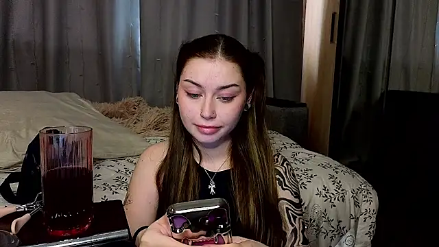 Snapshot of bellarison chatting on May 31, 2026, 10:33 am bellarison online show from May 31, 2026, 10:33 am