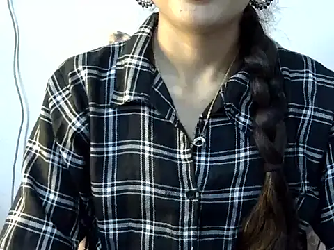 Mehaak  online show from March 11, 2026, 4:46 pm