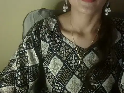 Snapshot of Mehaak_ chatting on May 14, 2026, 4:36 pm Mehaak online show from May 14, 2026, 4:36 pm