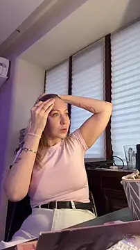 LovelyMiley online show from February 27, 2026, 1:44 pm