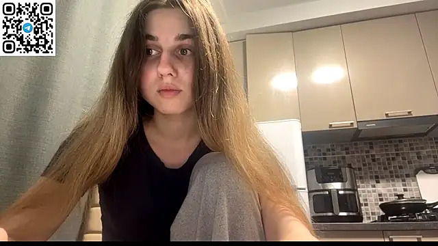 LovelySilk 63 online show from June 8, 2026, 6:52 pm