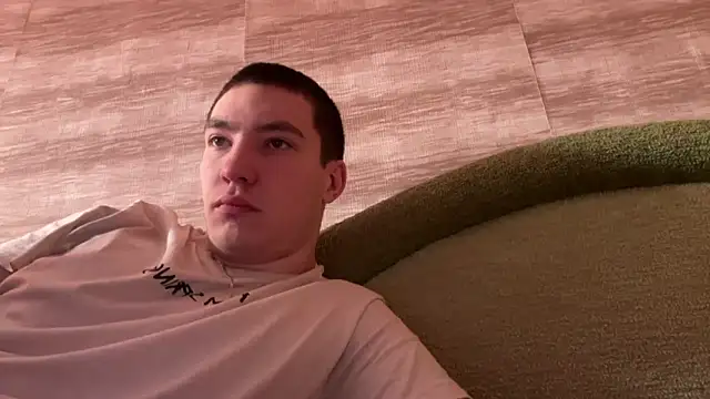 Snapshot of MoonlightVera chatting on February 21, 2026, 10:05 am MoonlightVera online show from February 21, 2026, 10:05 am