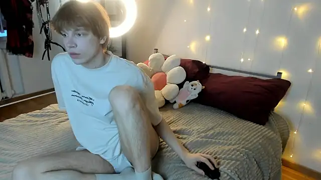 CalmFever online show from February 9, 2026, 2:10 pm