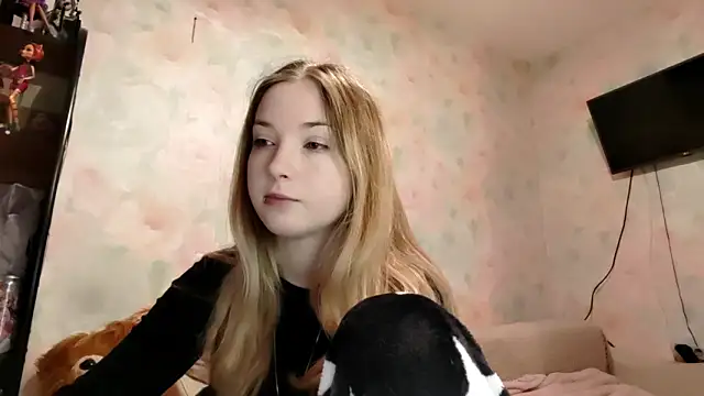 TiaBIanks online show from April 25, 2026, 2:25 am