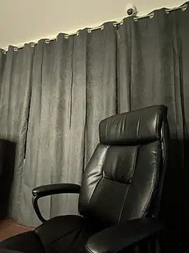 AmalliaJade online show from February 27, 2026, 3:45 pm