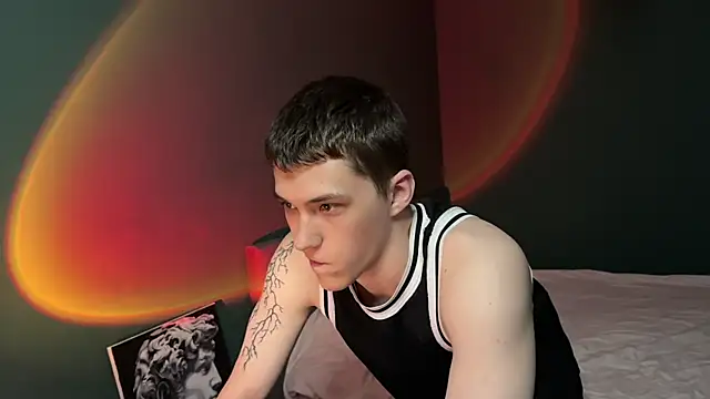 cronck52 online show from March 25, 2026, 6:14 pm