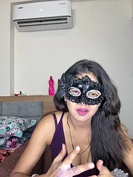 raavigirl online show from April 27, 2026, 6:11 am