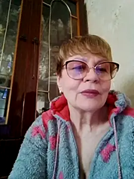 SophieBurns online show from April 24, 2026, 10:39 am
