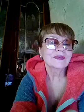 SophieBurns online show from April 25, 2026, 1:41 pm