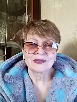 SophieBurns online show from April 30, 2026, 9:37 am