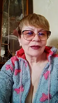 SophieBurns online show from May 3, 2026, 8:20 am