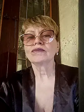 SophieBurns online show from June 23, 2026, 8:56 am