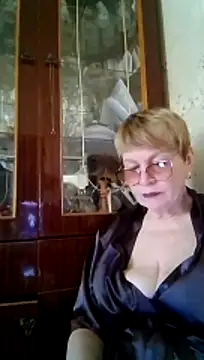 SophieBurns online show from June 24, 2026, 10:14 am