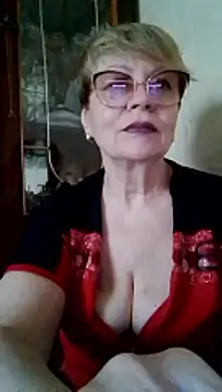 SophieBurns online show from July 5, 2026, 10:44 am