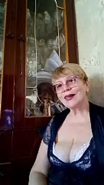 SophieBurns online show from July 14, 2026, 9:47 am