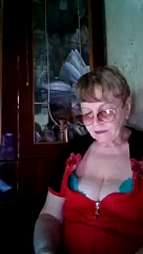 SophieBurns online show from July 24, 2026, 12:47 pm