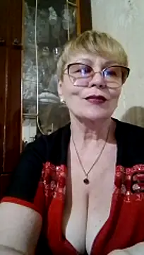 SophieBurns online show from July 26, 2026, 2:46 pm