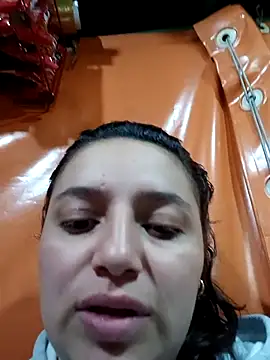 MajoArias online show from February 15, 2026, 5:15 am