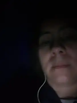 Snapshot of Sophie_Tyler chatting on May 23, 2026, 5:12 am Sophie Tyler online show from May 23, 2026, 5:12 am