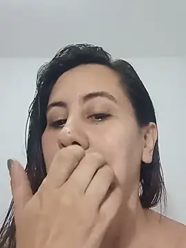 Snapshot of Sophie_Tyler chatting on June 15, 2026, 7:49 pm Sophie Tyler online show from June 15, 2026, 7:49 pm
