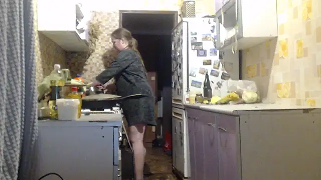 EliciaKush online show from March 3, 2026, 6:03 pm