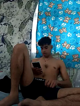 Snapshot of baby_22cm chatting on May 7, 2026, 3:06 pm baby 22cm online show from May 7, 2026, 3:06 pm