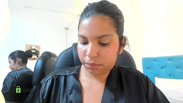 Dulcecooper1 online show from April 29, 2026, 5:30 pm