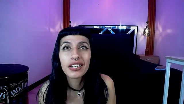 FRANCESCA LOVE  online show from February 26, 2026, 1:43 pm