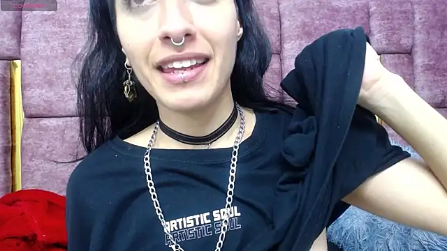 Snapshot of FRANCESCA_LOVE_ chatting on May 15, 2026, 9:11 pm FRANCESCA LOVE online show from May 15, 2026, 9:11 pm