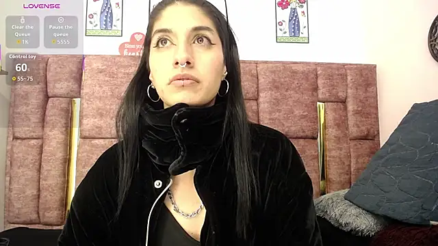 Snapshot of FRANCESCA_LOVE_ chatting on June 28, 2026, 2:23 pm FRANCESCA LOVE online show from June 28, 2026, 2:23 pm